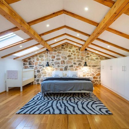 Stone Villa Miandri Sukošan Екстериор снимка