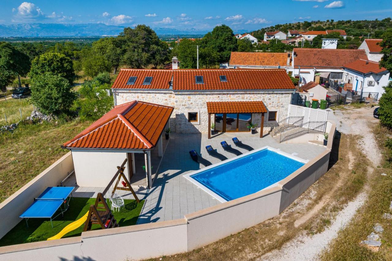 Stone Villa Miandri Sukošan Екстериор снимка