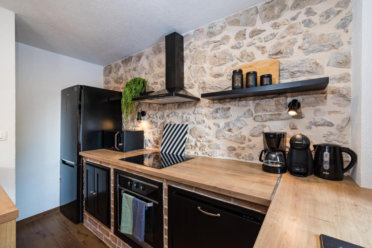 Stone Villa Miandri Sukošan Екстериор снимка