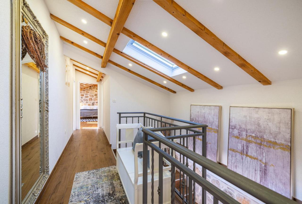 Stone Villa Miandri Sukošan Екстериор снимка