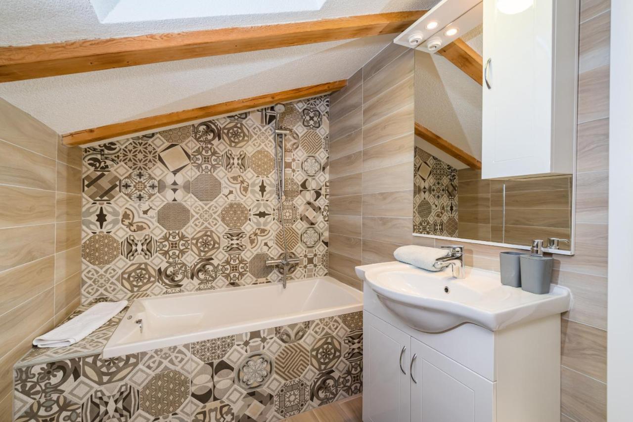 Stone Villa Miandri Sukošan Екстериор снимка